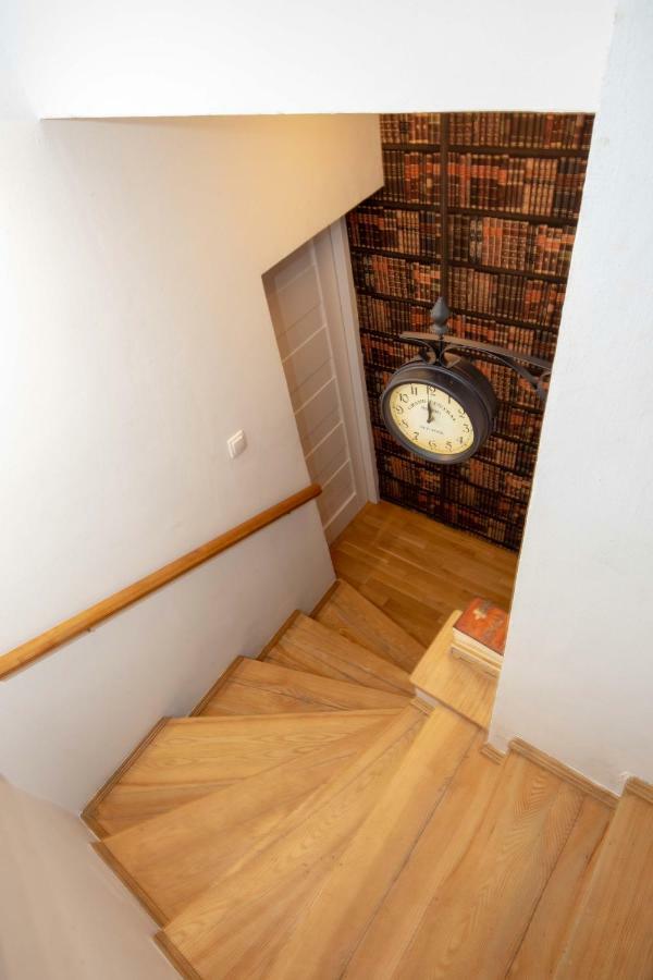 Saska Kepa Apartamenty وارسو المظهر الخارجي الصورة