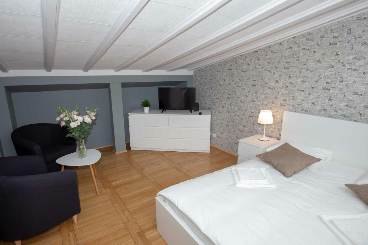 Saska Kepa Apartamenty وارسو المظهر الخارجي الصورة