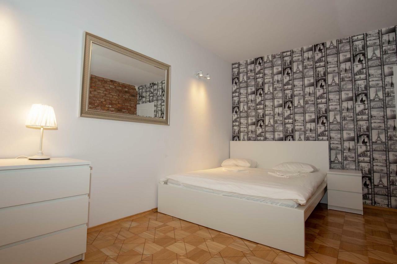 Saska Kepa Apartamenty وارسو المظهر الخارجي الصورة