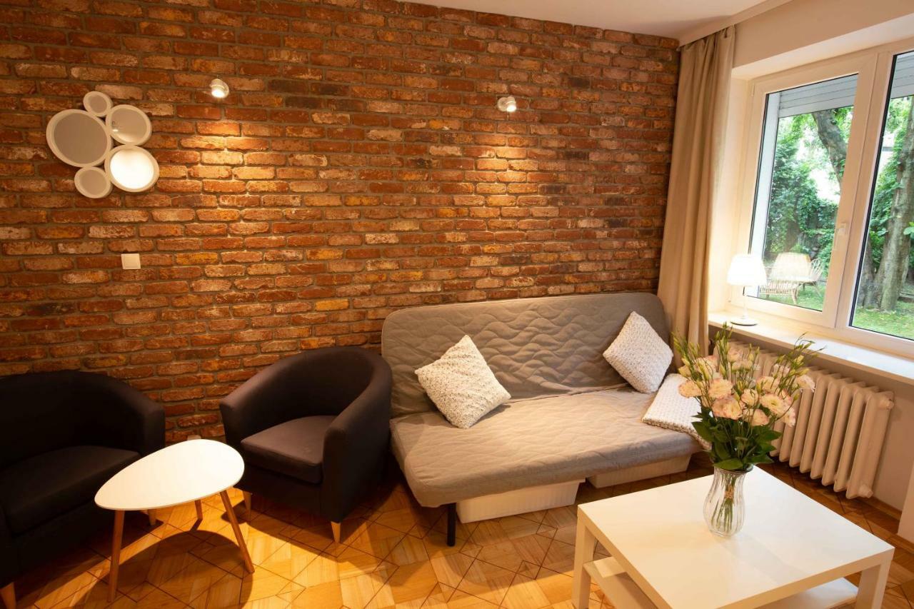 Saska Kepa Apartamenty وارسو المظهر الخارجي الصورة