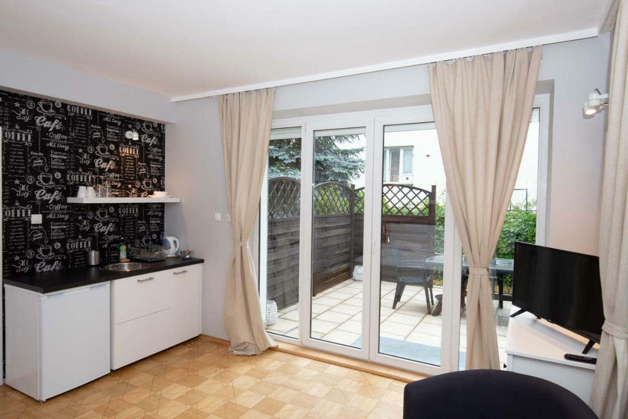 Saska Kepa Apartamenty وارسو المظهر الخارجي الصورة